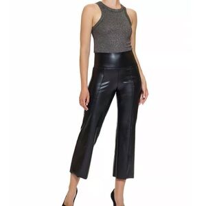 HUE flat-tering fit high rise cropped flare leggings